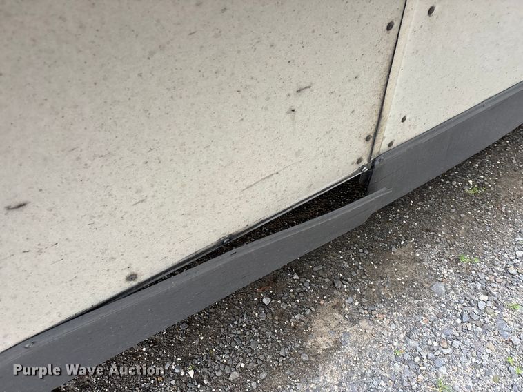 image for item DT0051 2013 Wabash National dry van trailer