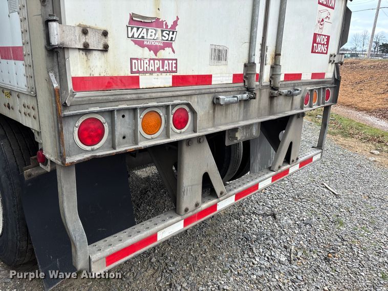image for item DT0051 2013 Wabash National dry van trailer