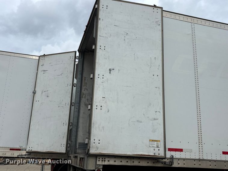 image for item DT0051 2013 Wabash National dry van trailer