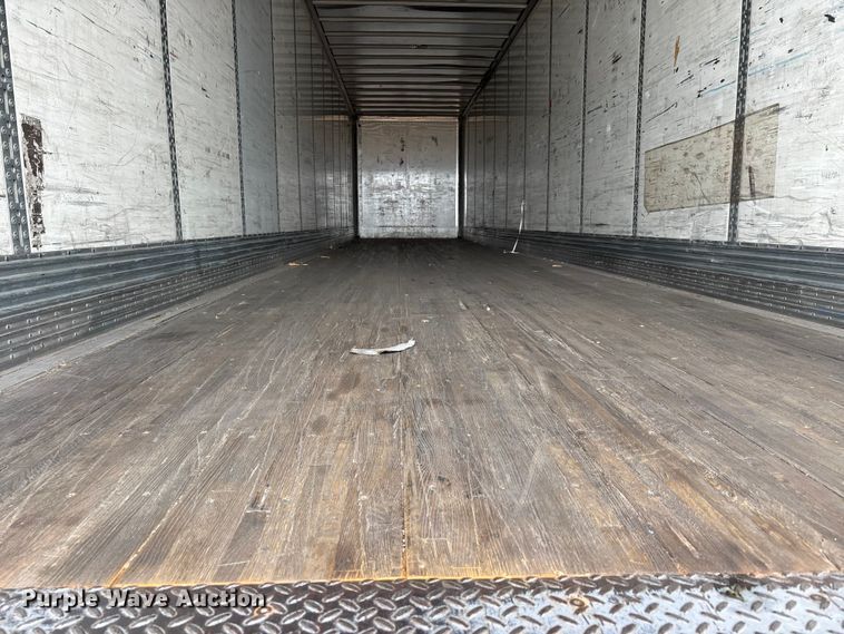 image for item DT0051 2013 Wabash National dry van trailer