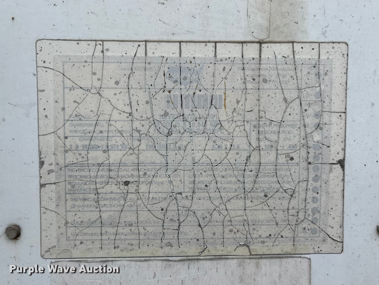 image for item DT0051 2013 Wabash National dry van trailer