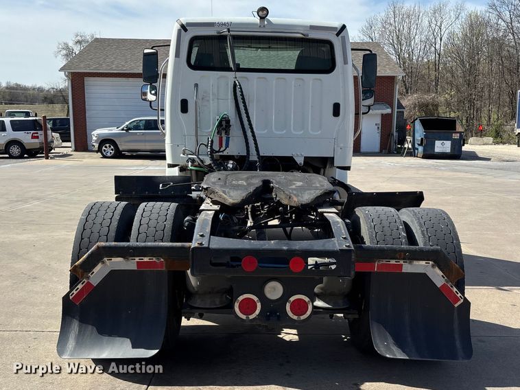image for item DT0109 2017 Freightliner M2 semi truck