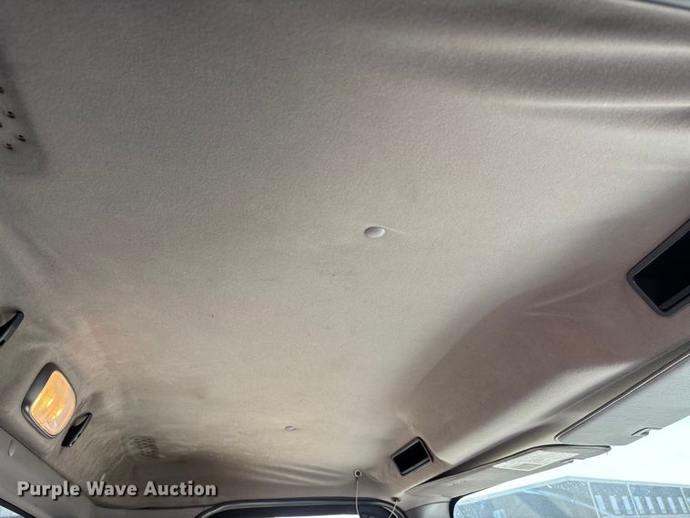 image for item DT0109 2017 Freightliner M2 semi truck