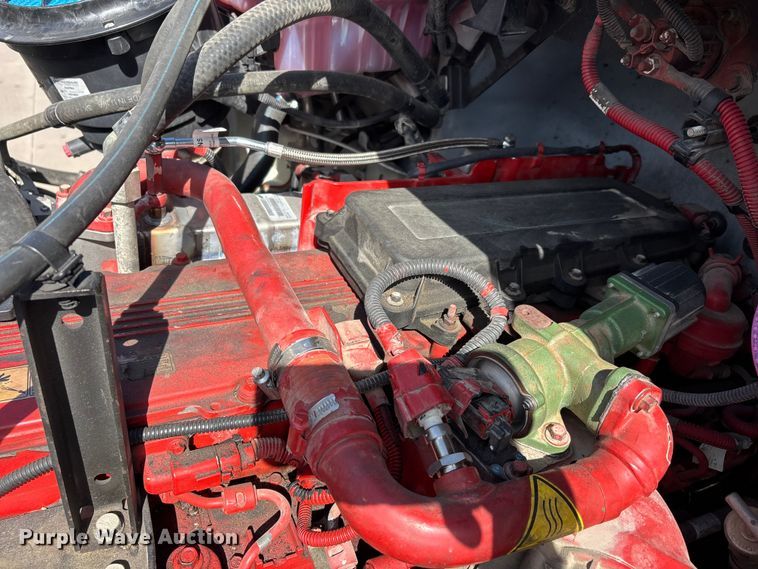 image for item DT0109 2017 Freightliner M2 semi truck