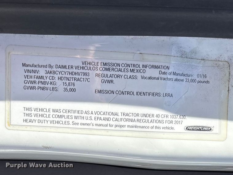 image for item DT0109 2017 Freightliner M2 semi truck