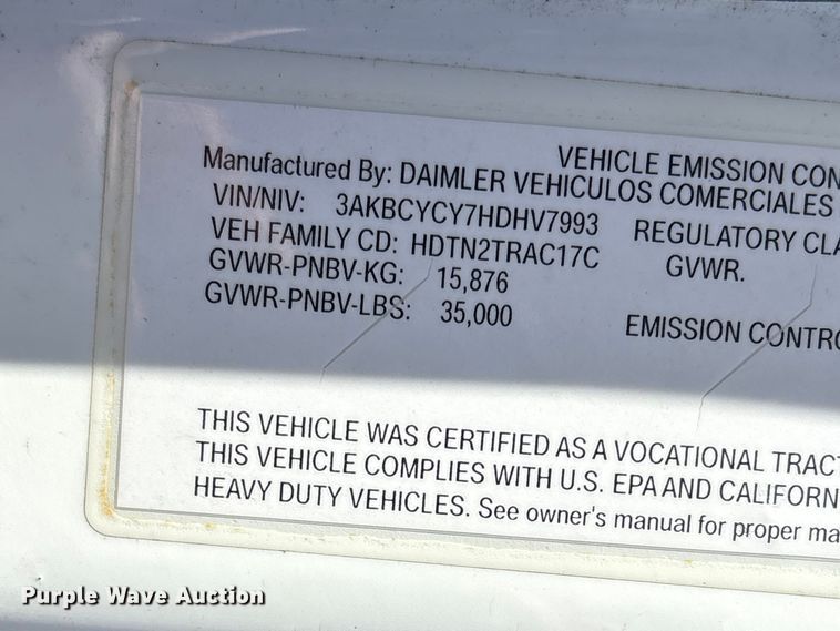 image for item DT0109 2017 Freightliner M2 semi truck