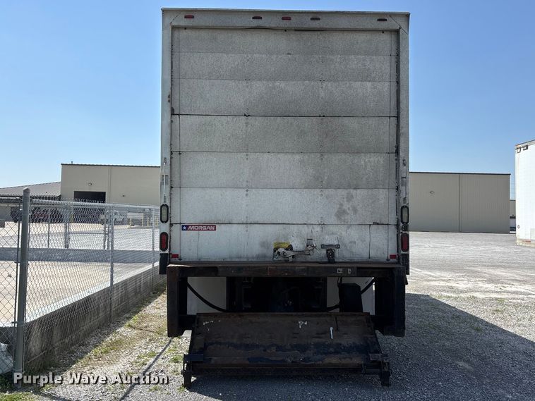 image for item DT0120 2012 International 7500 box truck