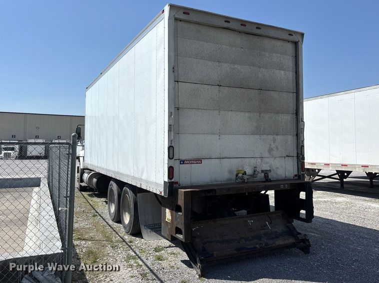 image for item DT0120 2012 International 7500 box truck