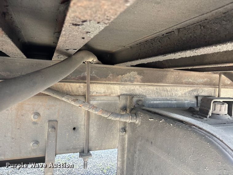 image for item DT0120 2012 International 7500 box truck