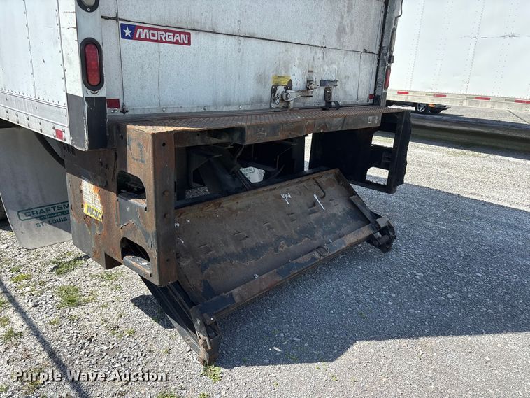 image for item DT0120 2012 International 7500 box truck