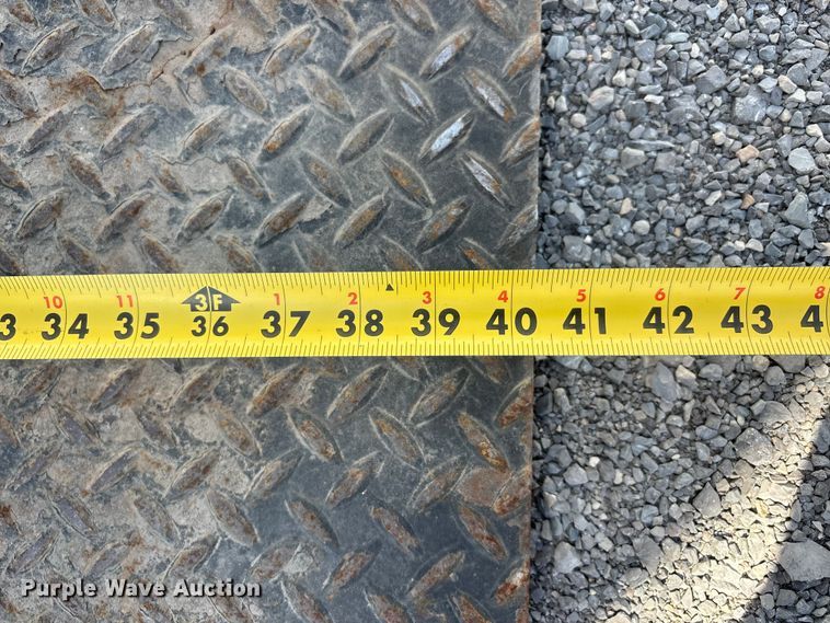 image for item DT0120 2012 International 7500 box truck