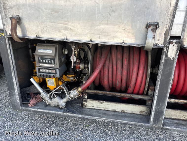 image for item DT0120 2012 International 7500 box truck