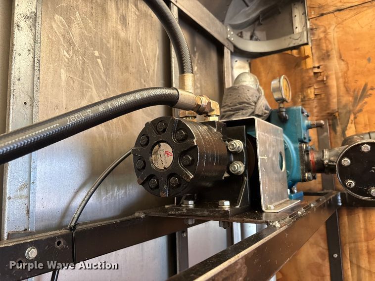 image for item DT0120 2012 International 7500 box truck