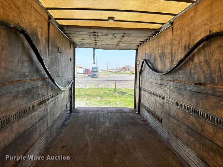 image for item DT0120 2012 International 7500 box truck