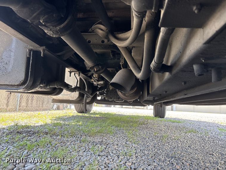 image for item DT0120 2012 International 7500 box truck