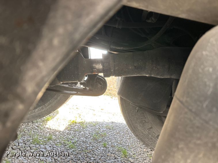 image for item DT0120 2012 International 7500 box truck