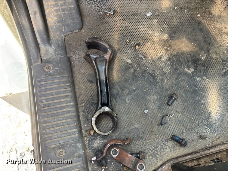 image for item DT0120 2012 International 7500 box truck