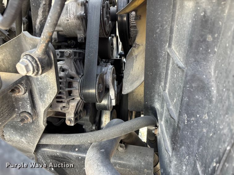 image for item DT0120 2012 International 7500 box truck