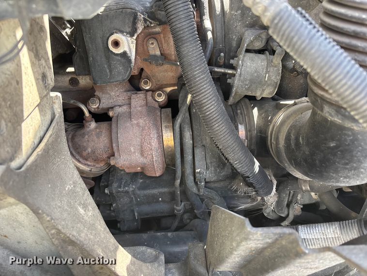 image for item DT0120 2012 International 7500 box truck