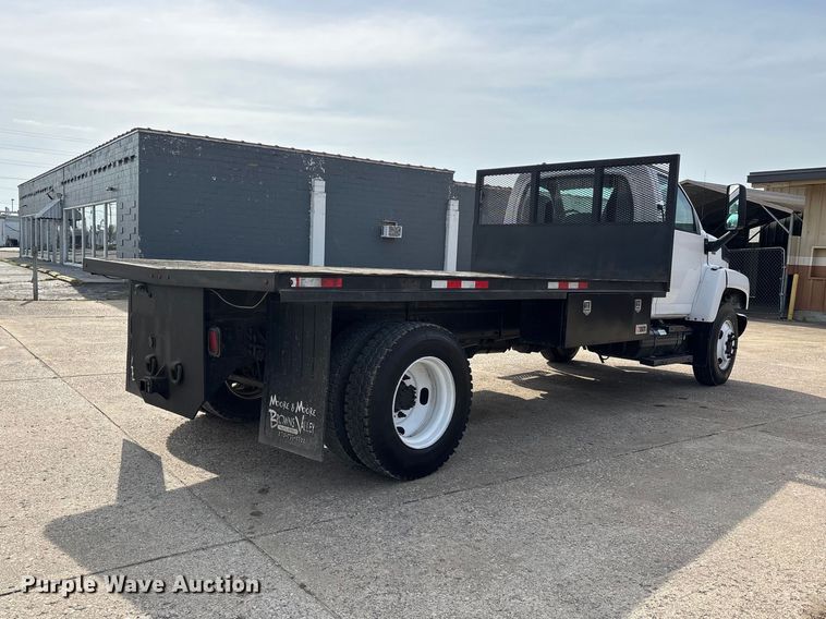 image for item DT0133 2008 Chevrolet C6500 flatbed truck