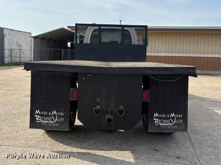 image for item DT0133 2008 Chevrolet C6500 flatbed truck