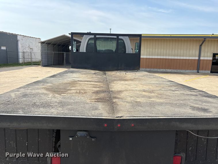 image for item DT0133 2008 Chevrolet C6500 flatbed truck