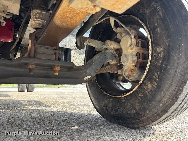 image for item DT0133 2008 Chevrolet C6500 flatbed truck