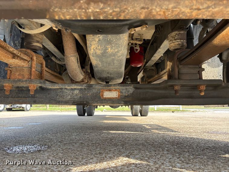 image for item DT0133 2008 Chevrolet C6500 flatbed truck