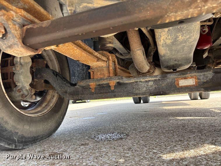 image for item DT0133 2008 Chevrolet C6500 flatbed truck