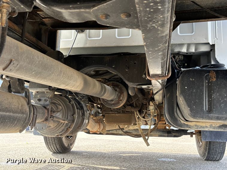 image for item DT0133 2008 Chevrolet C6500 flatbed truck