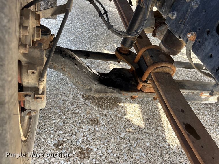 image for item DT0133 2008 Chevrolet C6500 flatbed truck