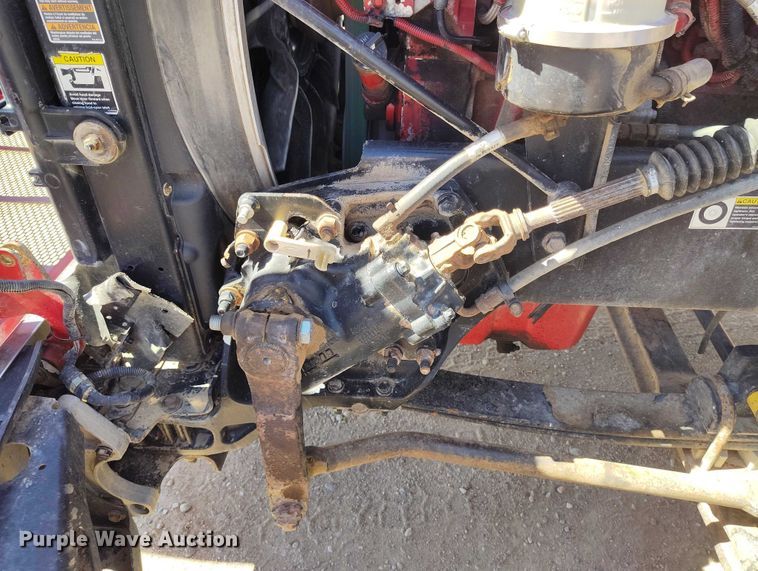 image for item DT0995 2010 Peterbilt 389 semi truck