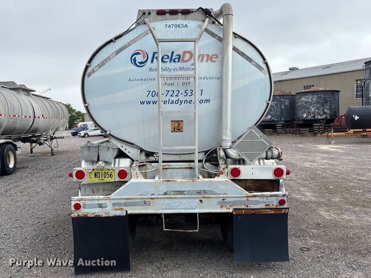 image for item DU0453 1974 Great Dane tank trailer