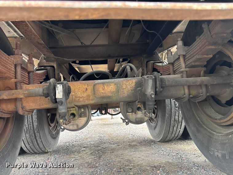 image for item DU0453 1974 Great Dane tank trailer