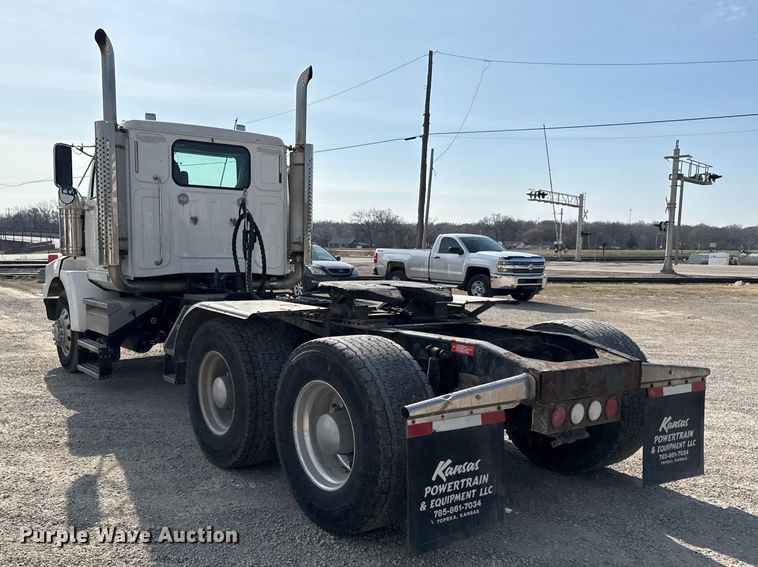 image for item DU3716 2015 Western Star 4900 SB glider kit semi truck 