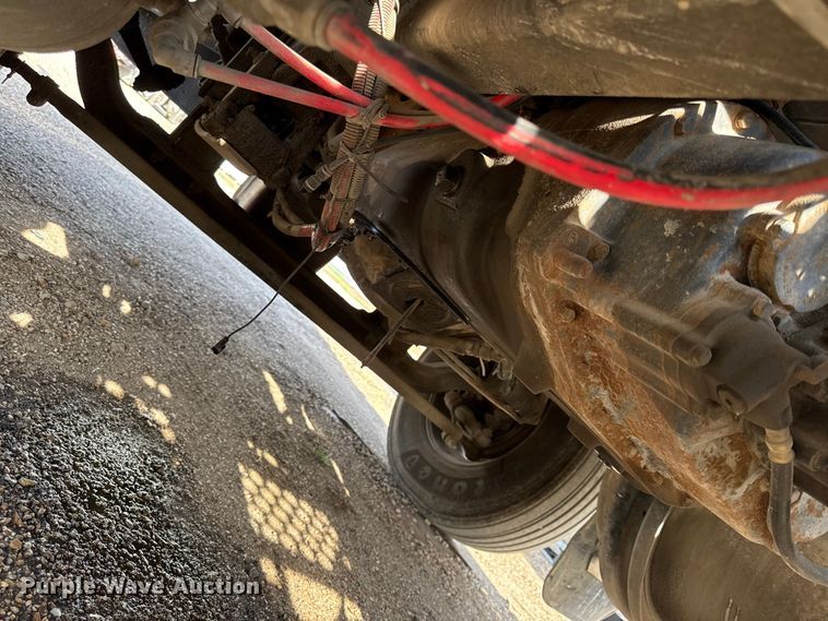 image for item DU3716 2015 Western Star 4900 SB glider kit semi truck 