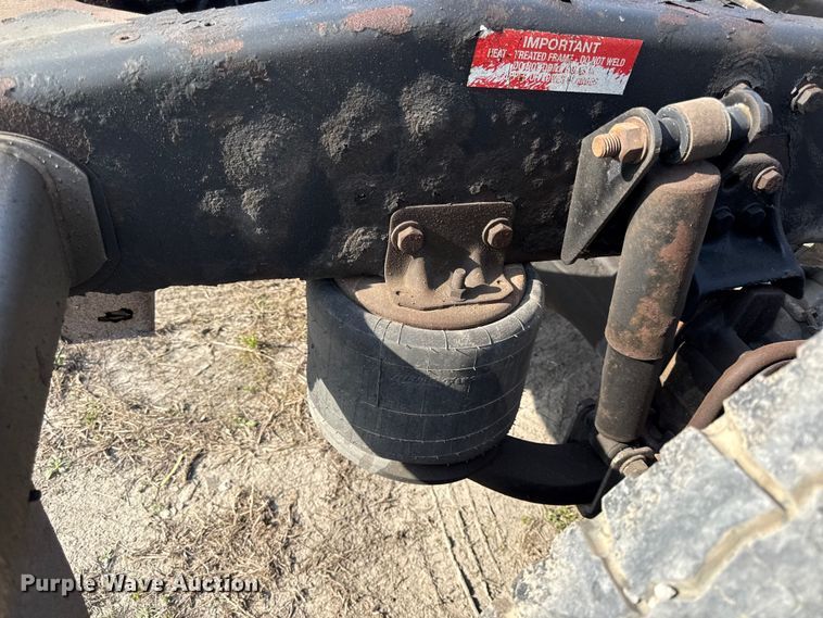 image for item DU3716 2015 Western Star 4900 SB glider kit semi truck 