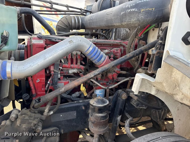 image for item DU3716 2015 Western Star 4900 SB glider kit semi truck 