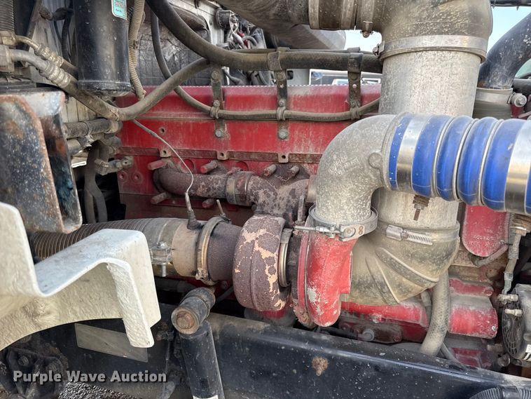 image for item DU3716 2015 Western Star 4900 SB glider kit semi truck 