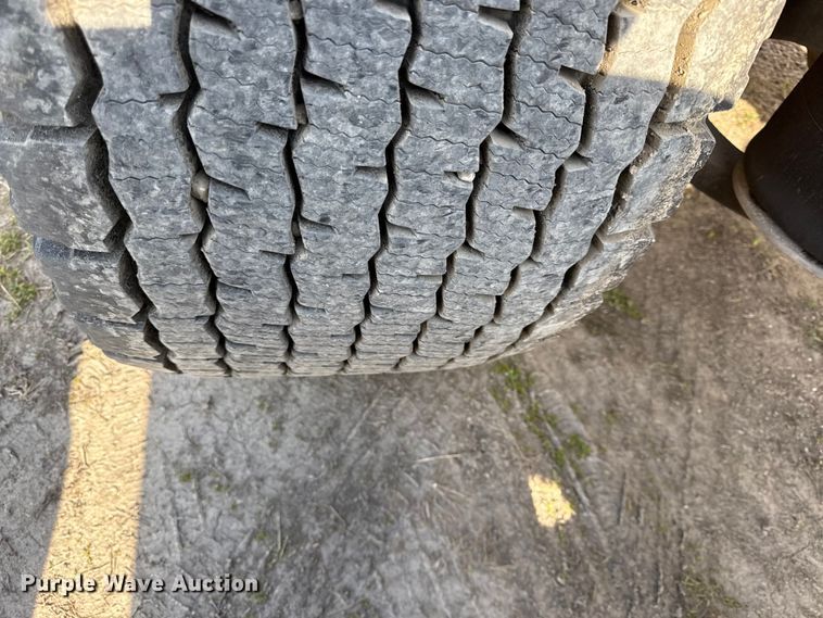 image for item DU3716 2015 Western Star 4900 SB glider kit semi truck 