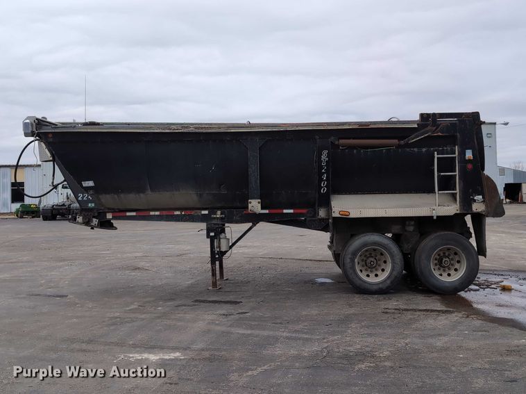 image for item DV0839 2002 Midland St2400 end dump trailer