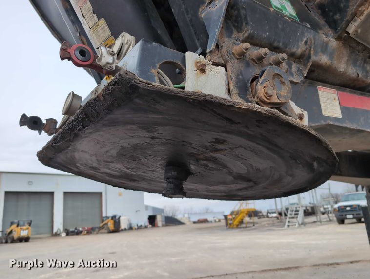 image for item DV0839 2002 Midland St2400 end dump trailer