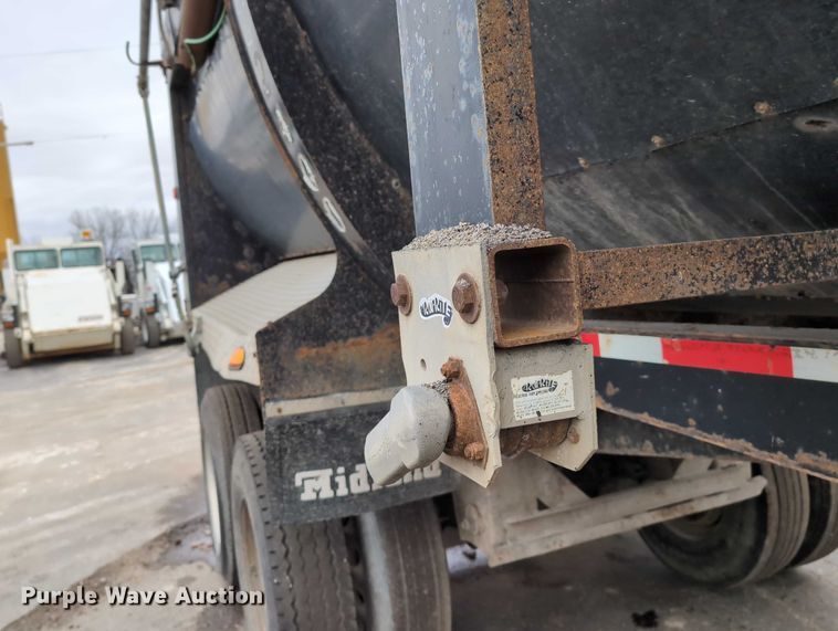 image for item DV0839 2002 Midland St2400 end dump trailer