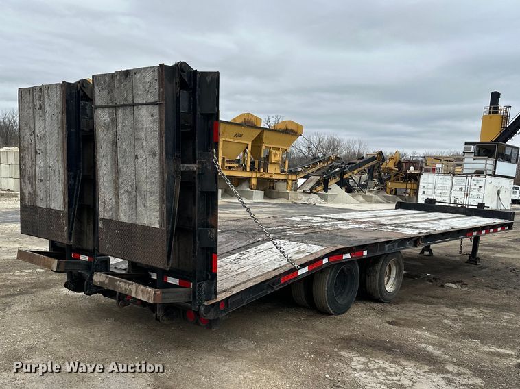 image for item DV0840 2000 Trailboss equipment trailer