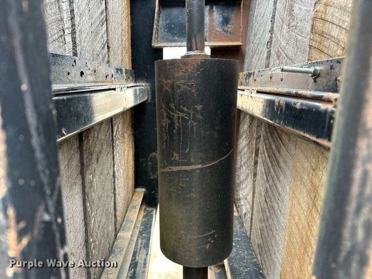 image for item DV0840 2000 Trailboss equipment trailer