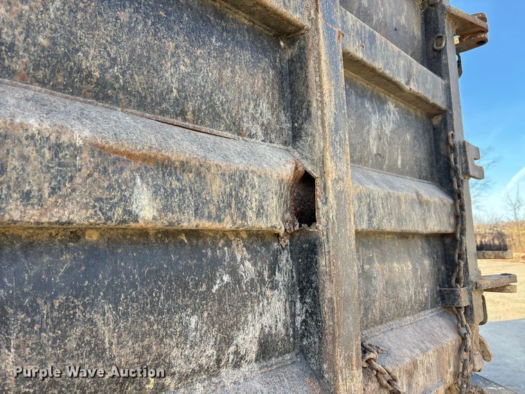 image for item DW7456 1999 Mack CL713 dump truck