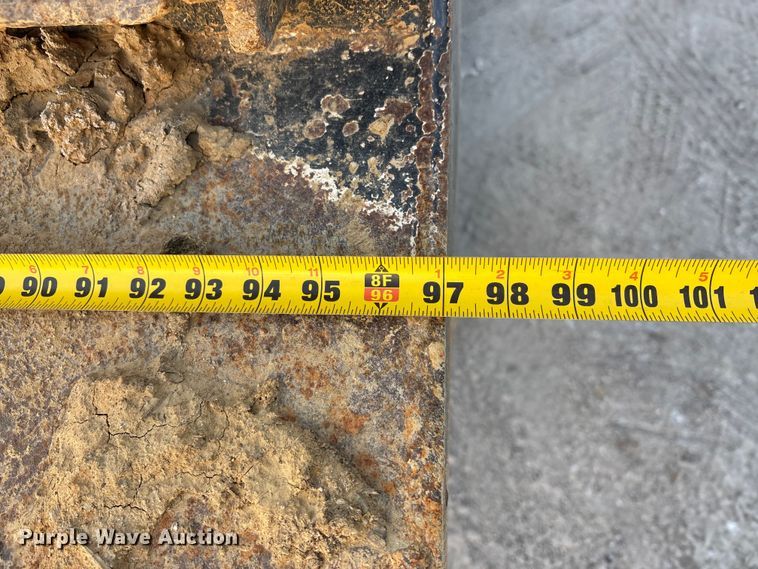 image for item DW7456 1999 Mack CL713 dump truck