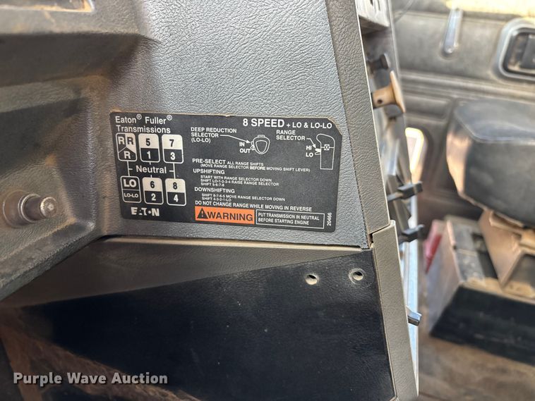 image for item DW7456 1999 Mack CL713 dump truck