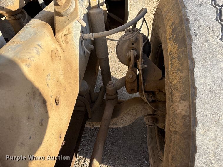 image for item DW7456 1999 Mack CL713 dump truck