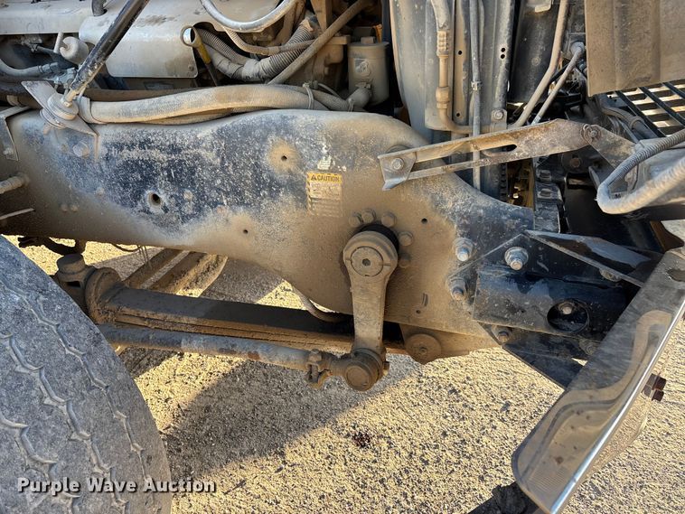 image for item DW7456 1999 Mack CL713 dump truck